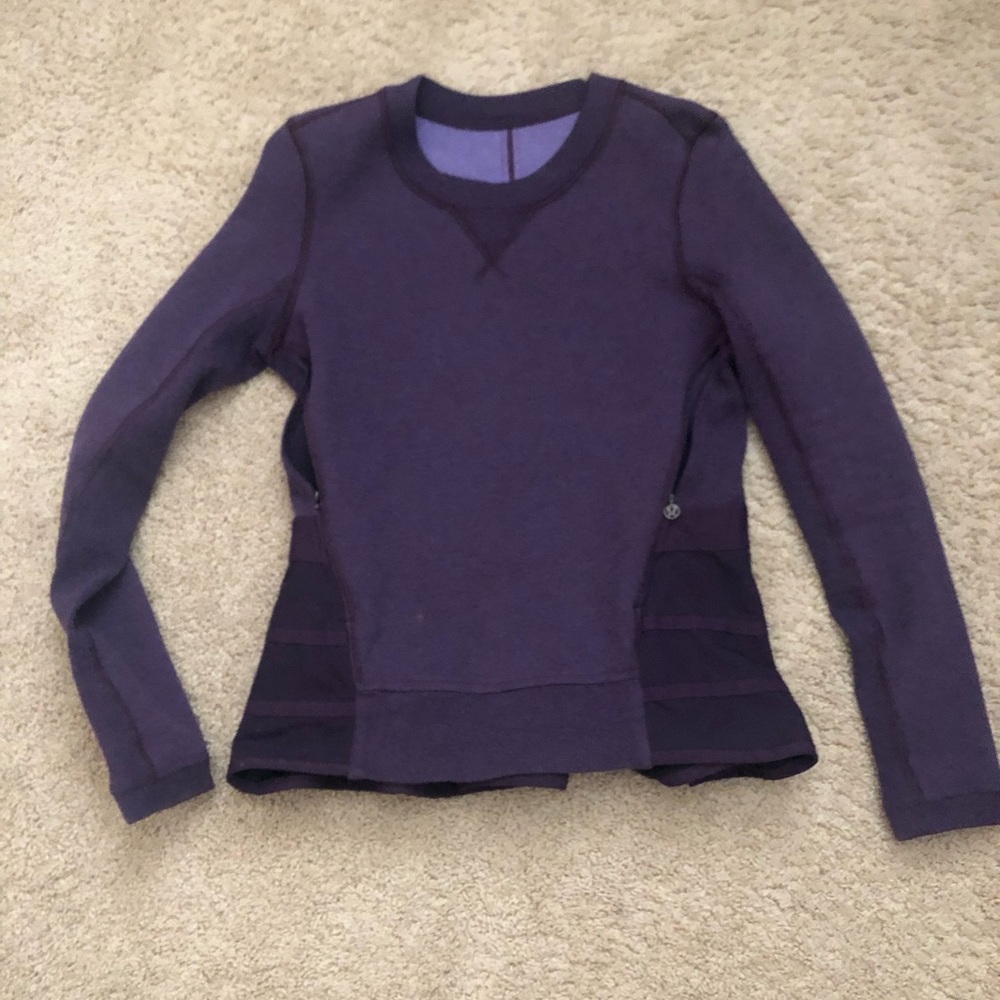 Lululemon size 4 purple sweatshirt